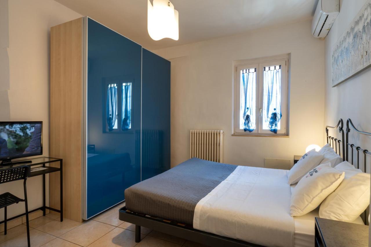 Appartement La Casa Di Oliva à Macerata Extérieur photo