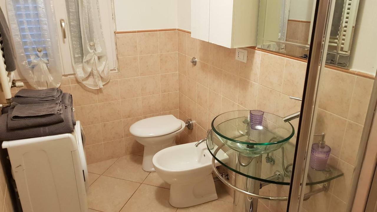Appartement La Casa Di Oliva à Macerata Extérieur photo